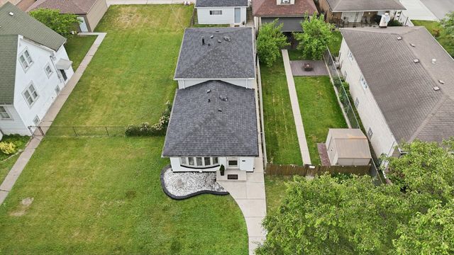 5253 S Moody Avenue, Chicago, IL 60638