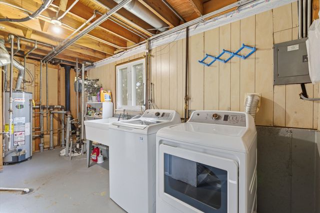 5253 S Moody Avenue, Chicago, IL 60638
