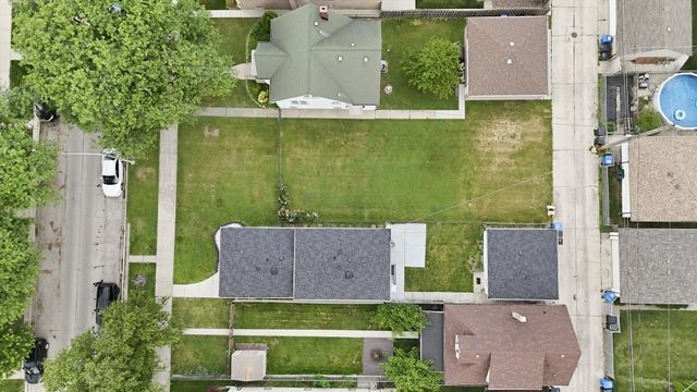 5253 S Moody Avenue, Chicago, IL 60638