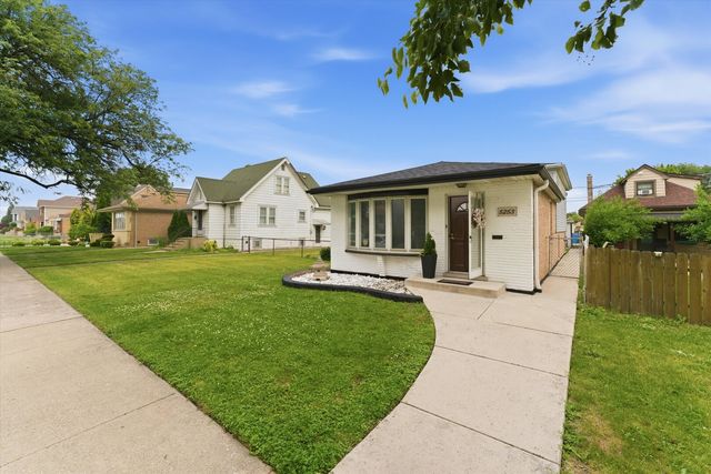 5253 S Moody Avenue, Chicago, IL 60638