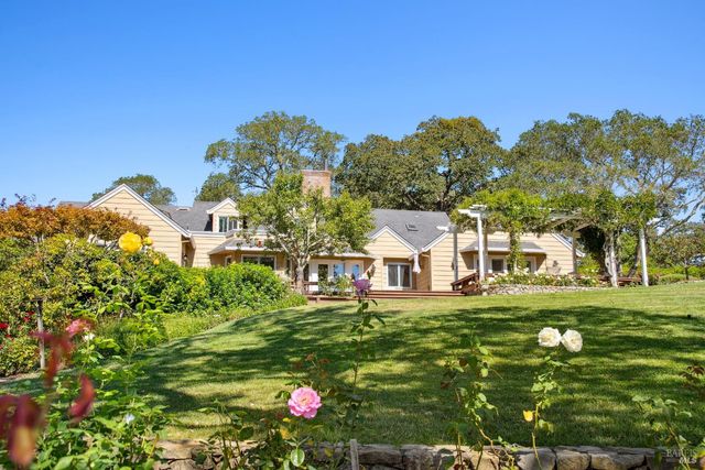 2399 Sobre Vista Rd, Sonoma, CA 95476