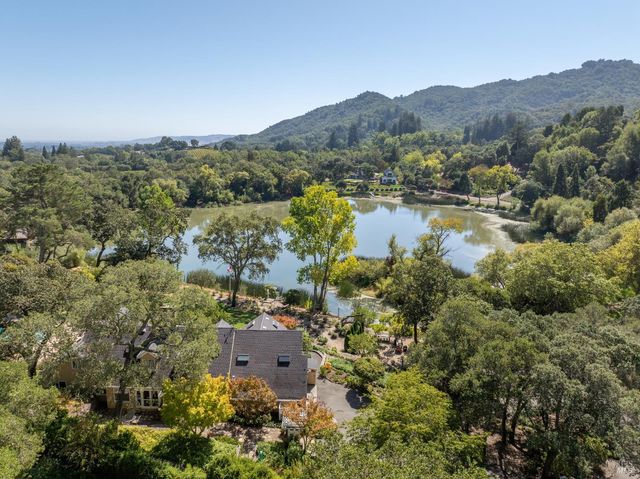 2399 Sobre Vista Rd, Sonoma, CA 95476