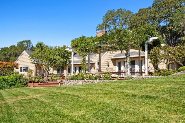 2399 Sobre Vista Rd, Sonoma, CA 95476