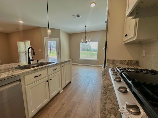 100 RAVEN HILL LN, Ripley, TN 38063