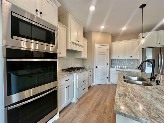 100 RAVEN HILL LN, Ripley, TN 38063