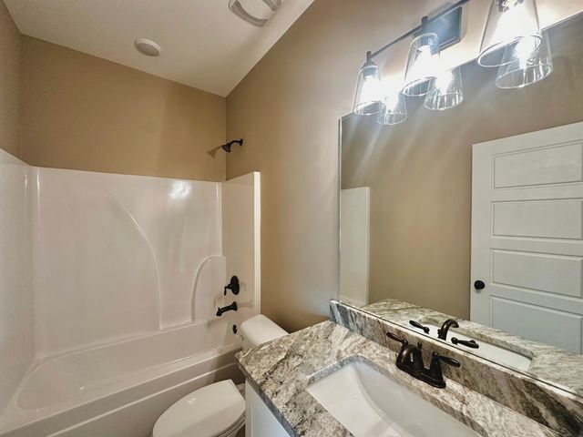 100 RAVEN HILL LN, Ripley, TN 38063