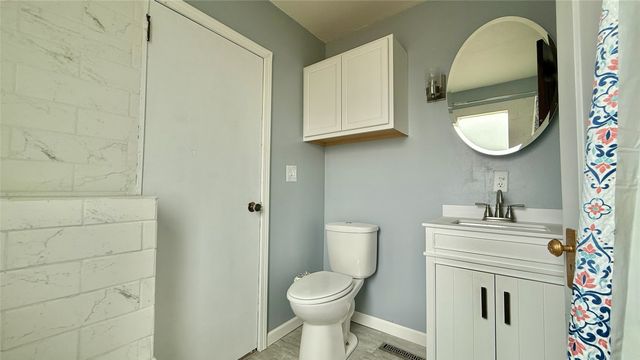 12 N 12th Street, Marshalltown, IA 50158