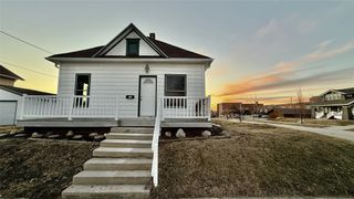 12 N 12th Street, Marshalltown, IA 50158