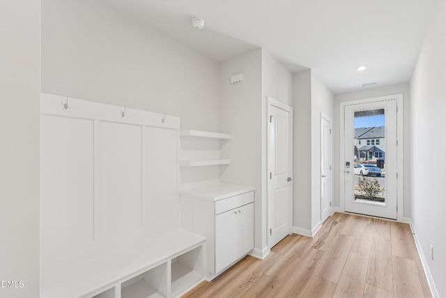 211 Oak Summit Place 211, Chapel Hill, NC 27516