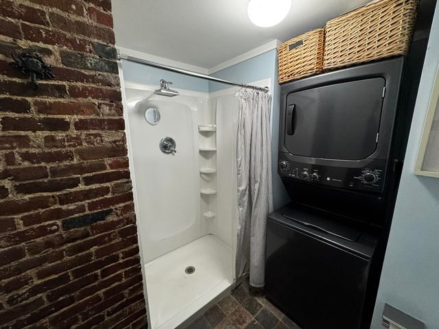 132 West Merrimack St Unit 1, Manchester, NH 03101