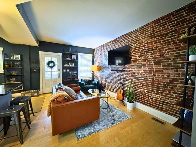 132 West Merrimack St Unit 1, Manchester, NH 03101