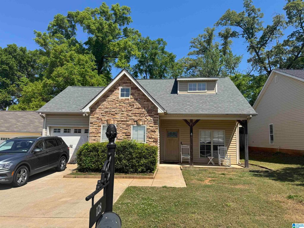 128 STONECREEK PLACE, Calera, AL 35040