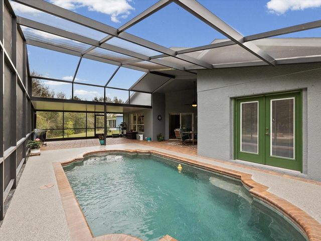 5235 POND VIEW COURT, Zephyrhills, FL 33541