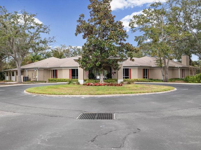 5235 POND VIEW COURT, Zephyrhills, FL 33541