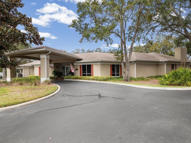 5235 POND VIEW COURT, Zephyrhills, FL 33541