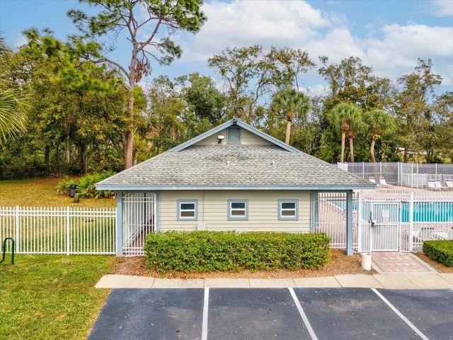 5235 POND VIEW COURT, Zephyrhills, FL 33541