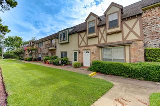14719 Barryknoll Lane 56, Houston, TX 77079