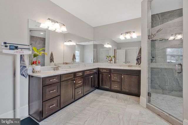 362 PARK ST NE, Vienna, VA 22180