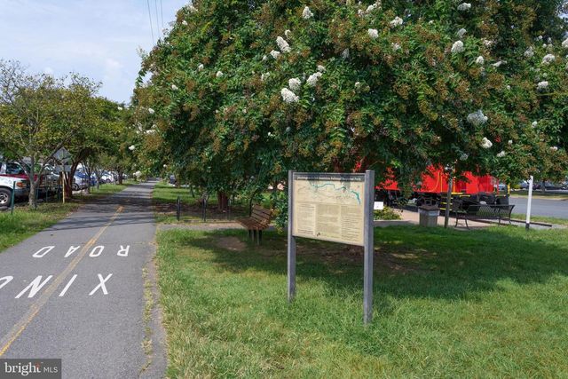 362 PARK ST NE, Vienna, VA 22180