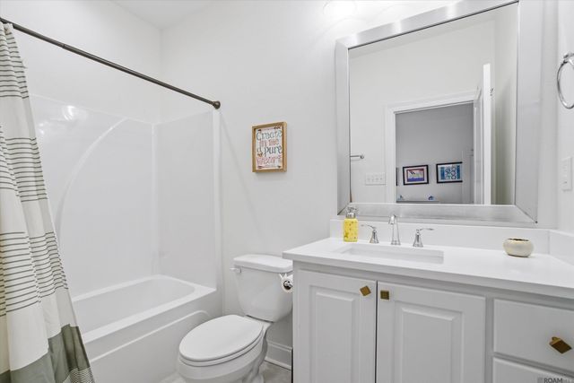 13068 Elissa Ln, Baton Rouge, LA 70818