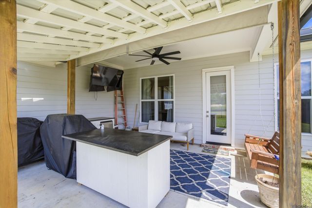 13068 Elissa Ln, Baton Rouge, LA 70818