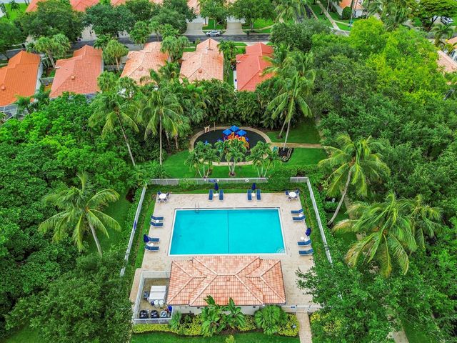 4766 Valencia Drive, Delray Beach, FL 33445