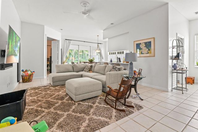 4766 Valencia Drive, Delray Beach, FL 33445