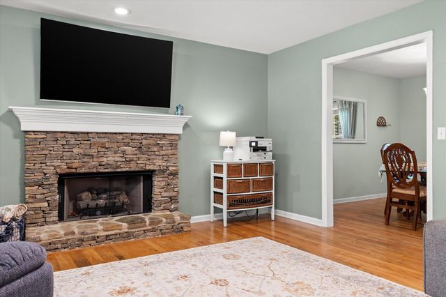 1011 Clift Cave Drive, Soddy Daisy, TN 37379