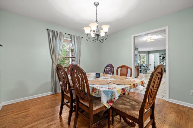 1011 Clift Cave Drive, Soddy Daisy, TN 37379