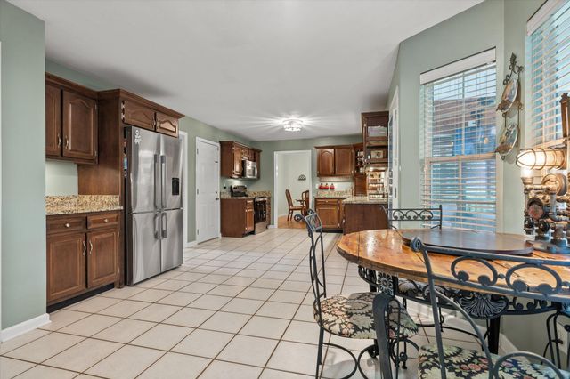 1011 Clift Cave Drive, Soddy Daisy, TN 37379