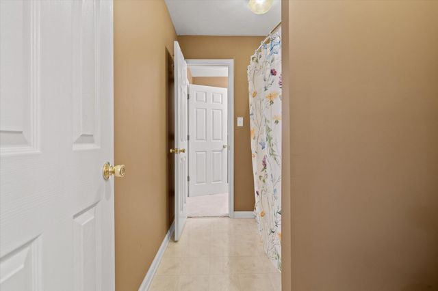 1011 Clift Cave Drive, Soddy Daisy, TN 37379