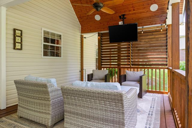 1011 Clift Cave Drive, Soddy Daisy, TN 37379