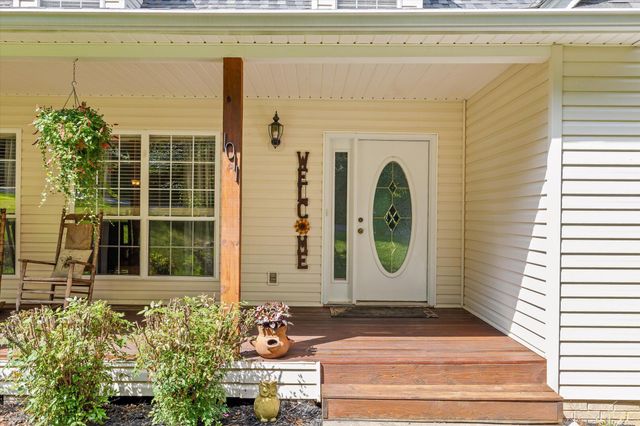1011 Clift Cave Drive, Soddy Daisy, TN 37379