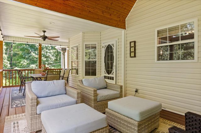 1011 Clift Cave Drive, Soddy Daisy, TN 37379