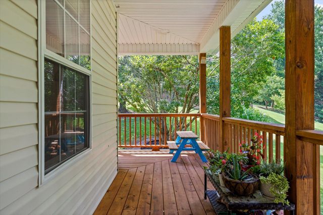 1011 Clift Cave Drive, Soddy Daisy, TN 37379