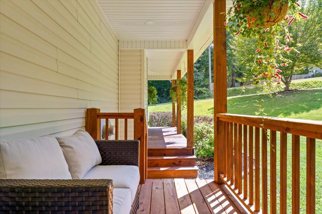 1011 Clift Cave Drive, Soddy Daisy, TN 37379