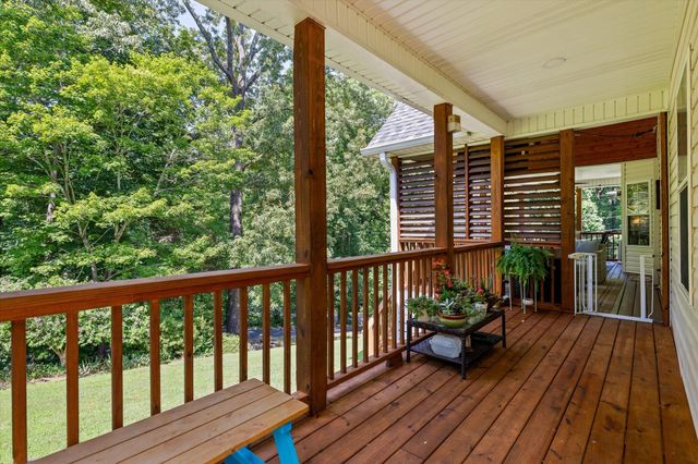 1011 Clift Cave Drive, Soddy Daisy, TN 37379
