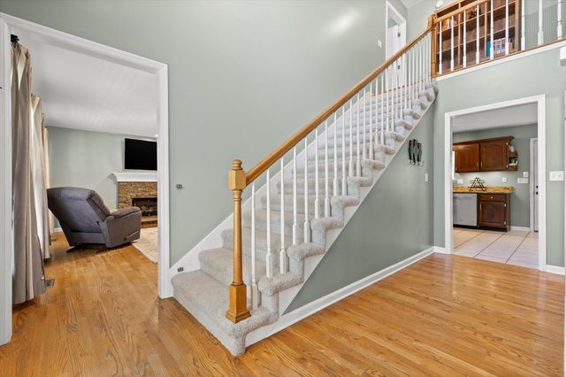 1011 Clift Cave Drive, Soddy Daisy, TN 37379