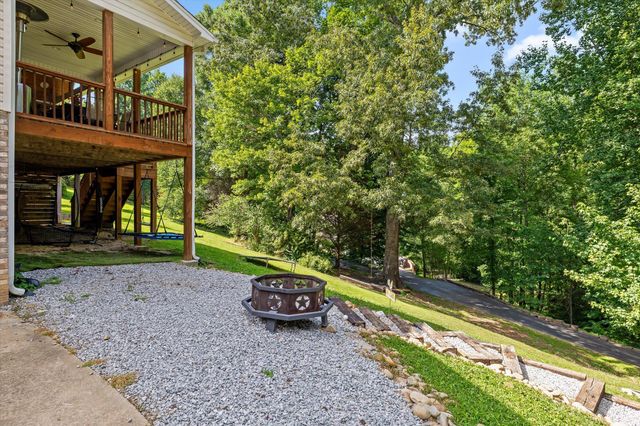 1011 Clift Cave Drive, Soddy Daisy, TN 37379