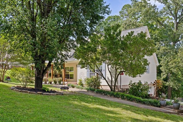 1011 Clift Cave Drive, Soddy Daisy, TN 37379
