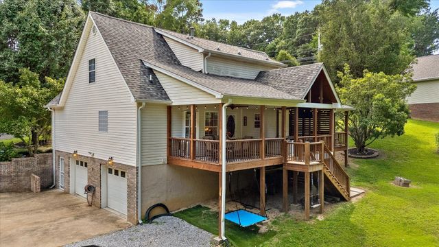1011 Clift Cave Drive, Soddy Daisy, TN 37379