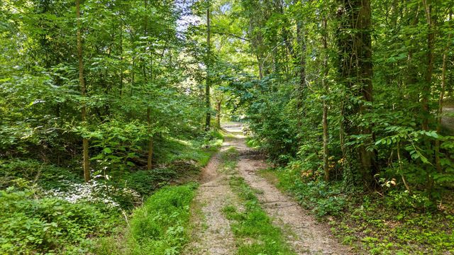 1011 Clift Cave Drive, Soddy Daisy, TN 37379