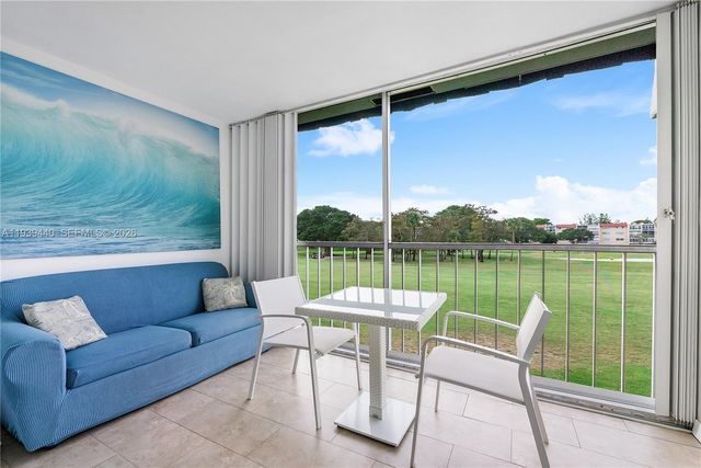 7847 Golf Circle Drive 309, Margate, FL 33063