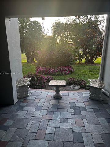 7847 Golf Circle Drive 309, Margate, FL 33063