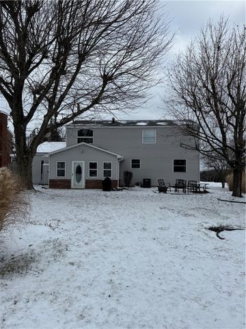 110 Woodbury Drive, City Of But Ne, PA 16001