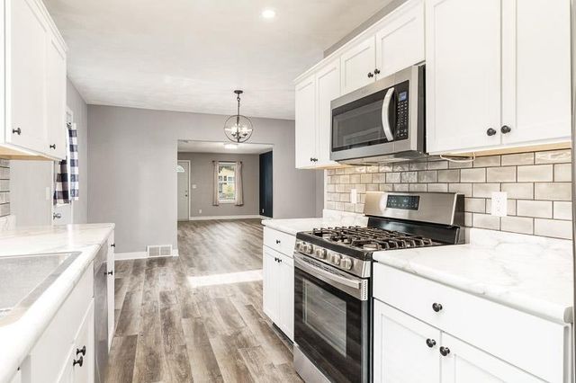 1430 COPELAND Avenue, Beloit, WI 53511