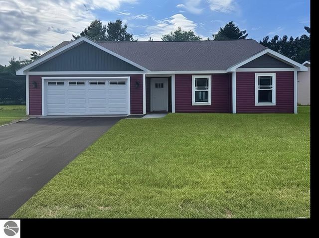 2760 Mockingbird Drive # 20, Traverse City, MI 49685