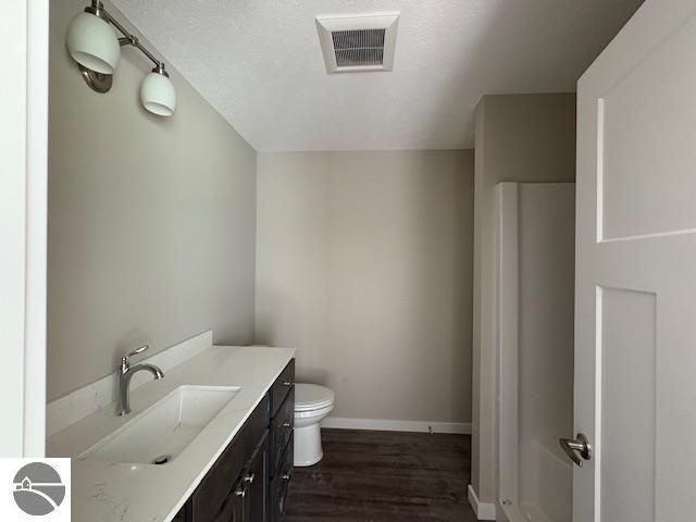 2760 Mockingbird Drive # 20, Traverse City, MI 49685