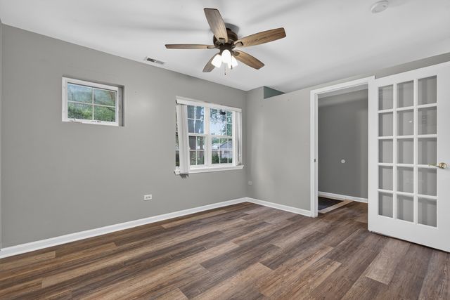 7002 W Belden Avenue, Chicago, IL 60707