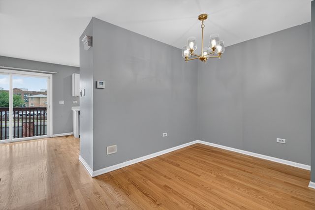 7002 W Belden Avenue, Chicago, IL 60707